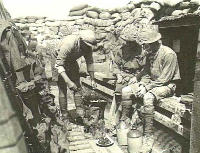 http://www.diggerhistory.info/images/food/in-trenches.jpg
